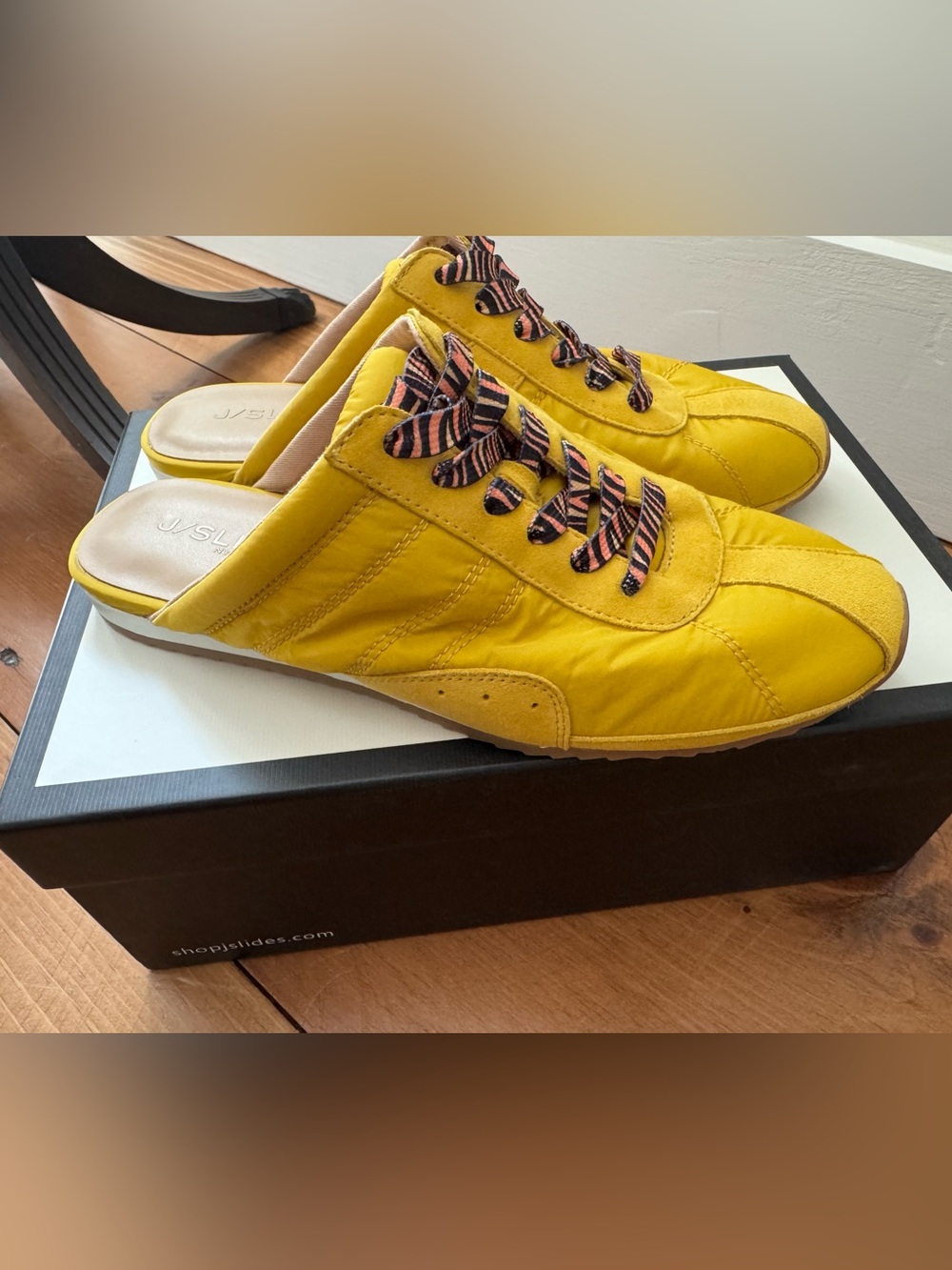 J/Slides Pandora Yellow Sneaker Mules NIB + Extra Tiger Laces Size 8